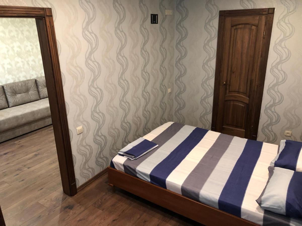 Prospect Polia Apartment Dnipro Bagian luar foto