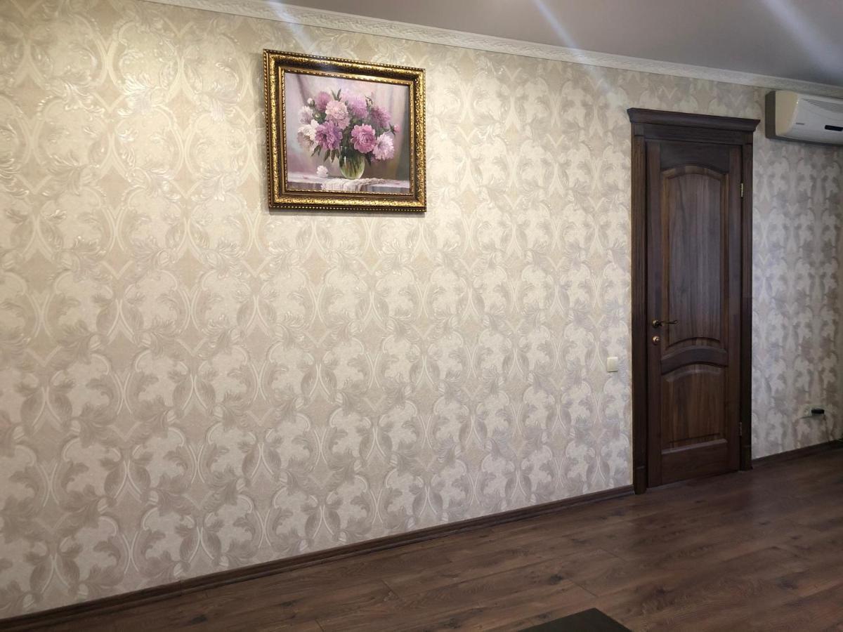 Prospect Polia Apartment Dnipro Bagian luar foto